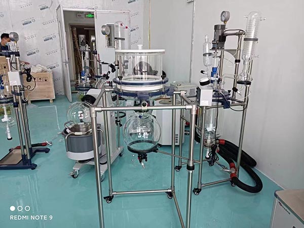 雙層玻璃反應(yīng)釜操作說(shuō)明書(shū)