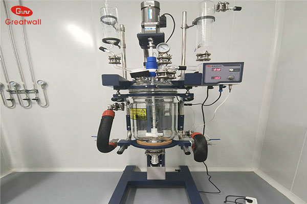 什么是夾套玻璃反應釜（單層/雙層夾套）？